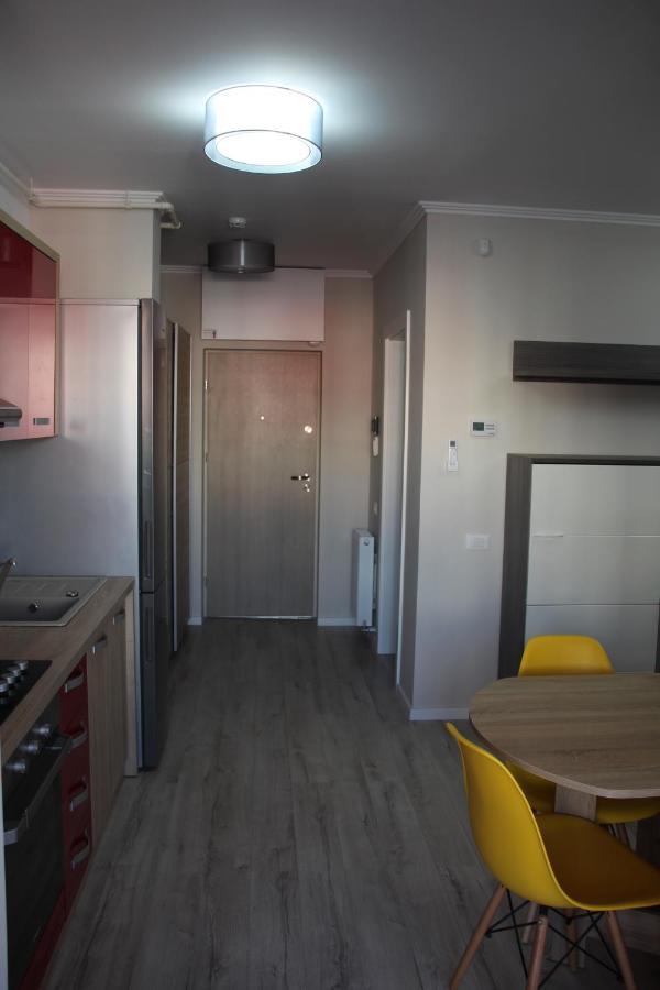 Апартаменты Lowcost Tryp Орадя Экстерьер фото
